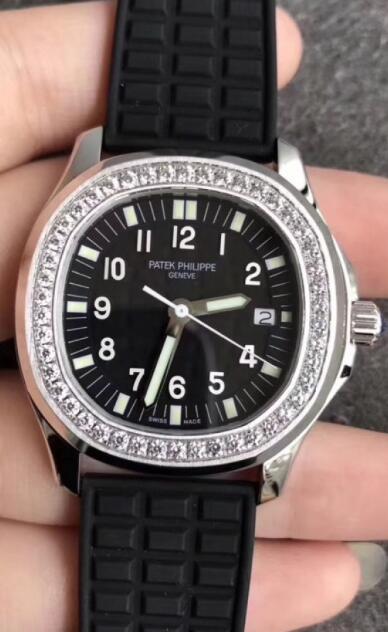 Patek Philippe Aquanaut 5067A-001 Replica Watch